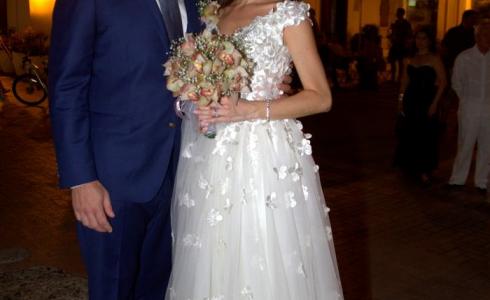 Los recién casados, Greg Peter y Cristina Cabrales.
