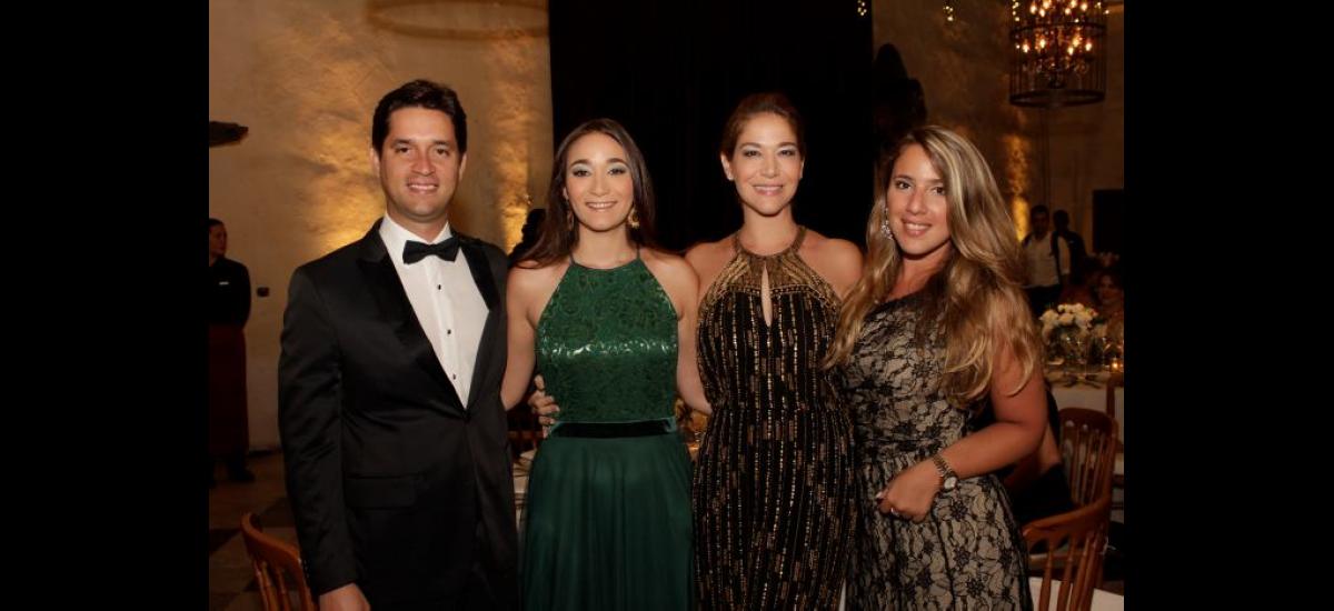 Manuel Arroyave, Alexandra Covo, Sabina Covo y Angelina Juan.