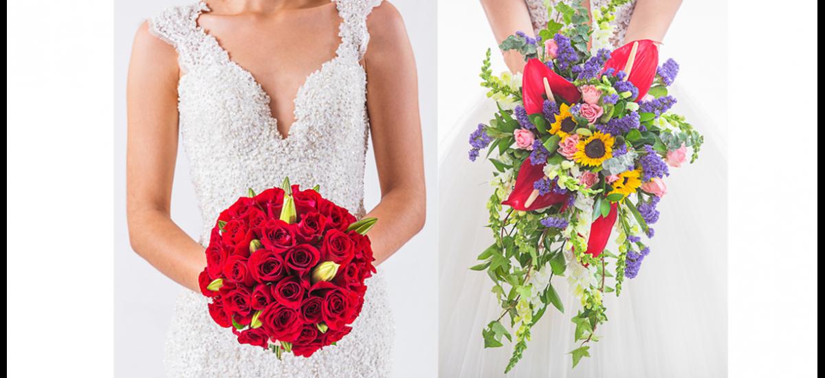 Ramo de novia de estilo romántico, compacto en rosas rojas y puntas de lirios blancos, y algo más informal como este ramo de novia en cascada con anturios rojos, girasoles, mini rosa rosada pálida, estatice morado, eucalipto monedita y hiedra pequeña.